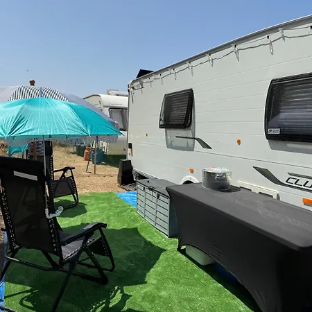 Peaceful Caravan Escape Costa de Caparica