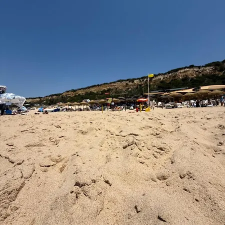 Kemp Peaceful Caravan Escape *