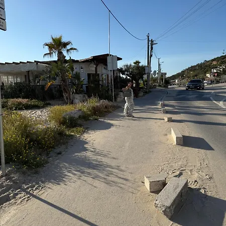 Peaceful Caravan Escape Camping