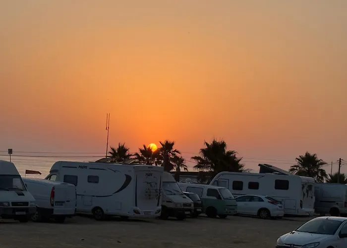 Peaceful Caravan Escape Costa da Caparica
