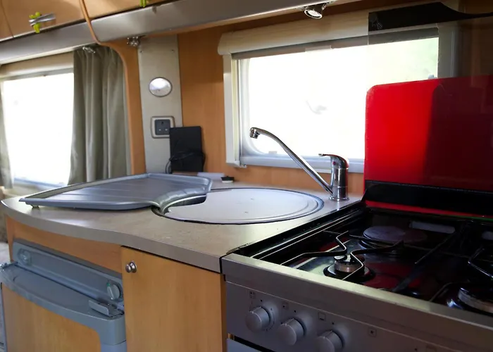 Peaceful Caravan Escape Camping *