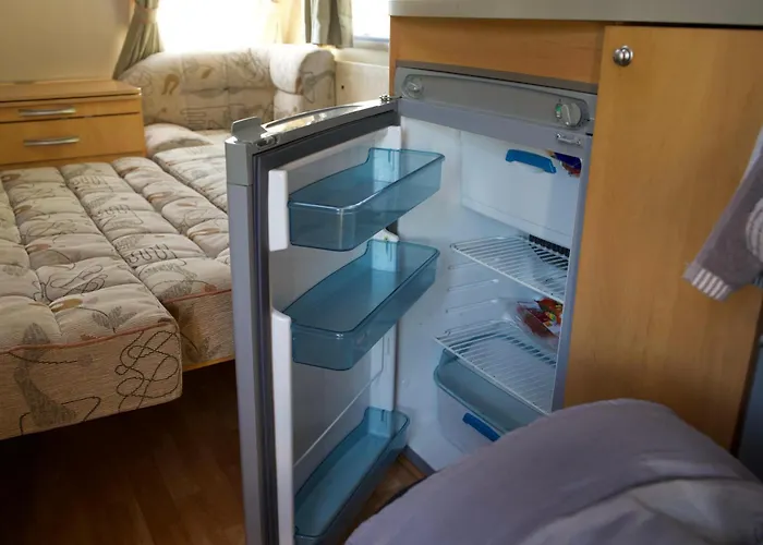 Peaceful Caravan Escape Costa da Caparica